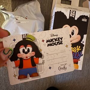 Mickey and friends goofy
